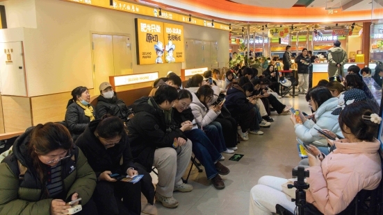 流浪泡泡一日26店同开，烤肉赛道冰火两重天，谁能留下？